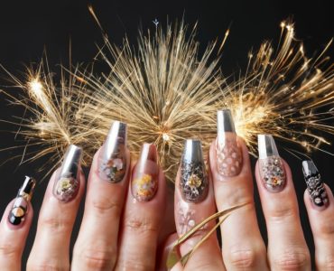 nails for new year